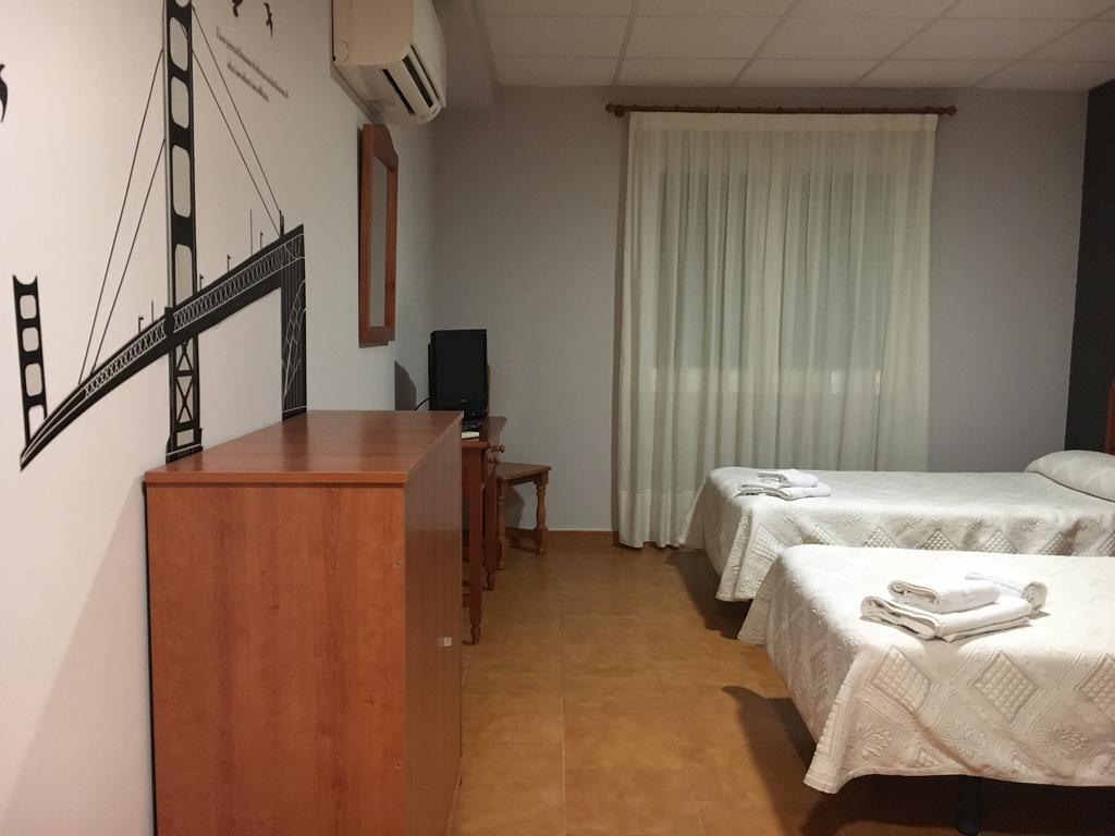 Hostal Imaginatelo Карраскоса-дель-Кампо Экстерьер фото